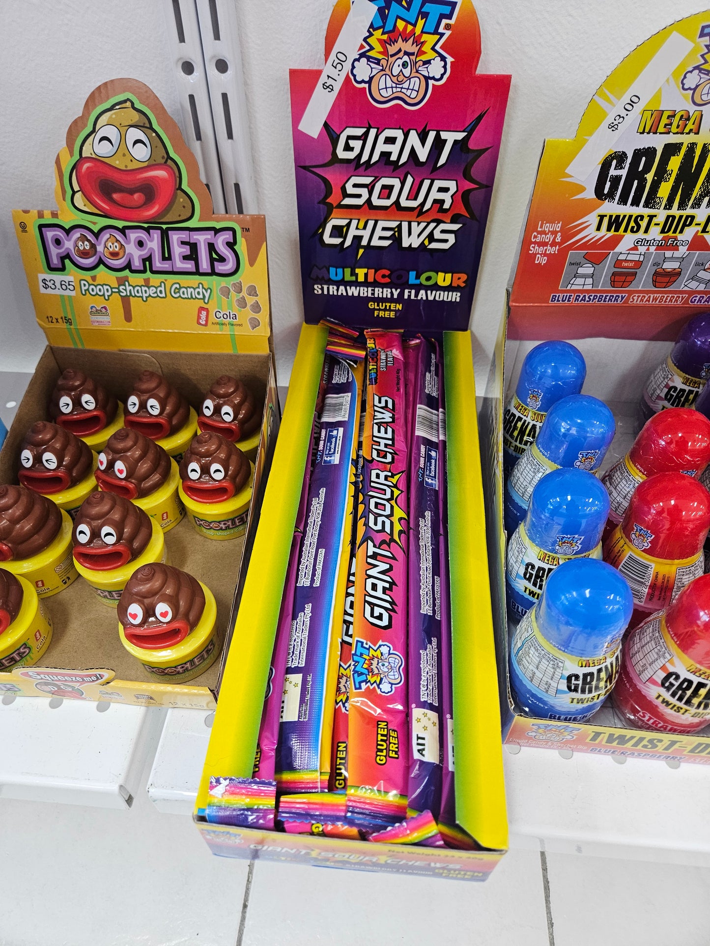 TNT's Giant Sour Chews Multicolours (GF)