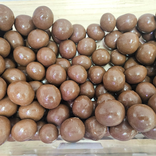 Chocolate Macadamia's